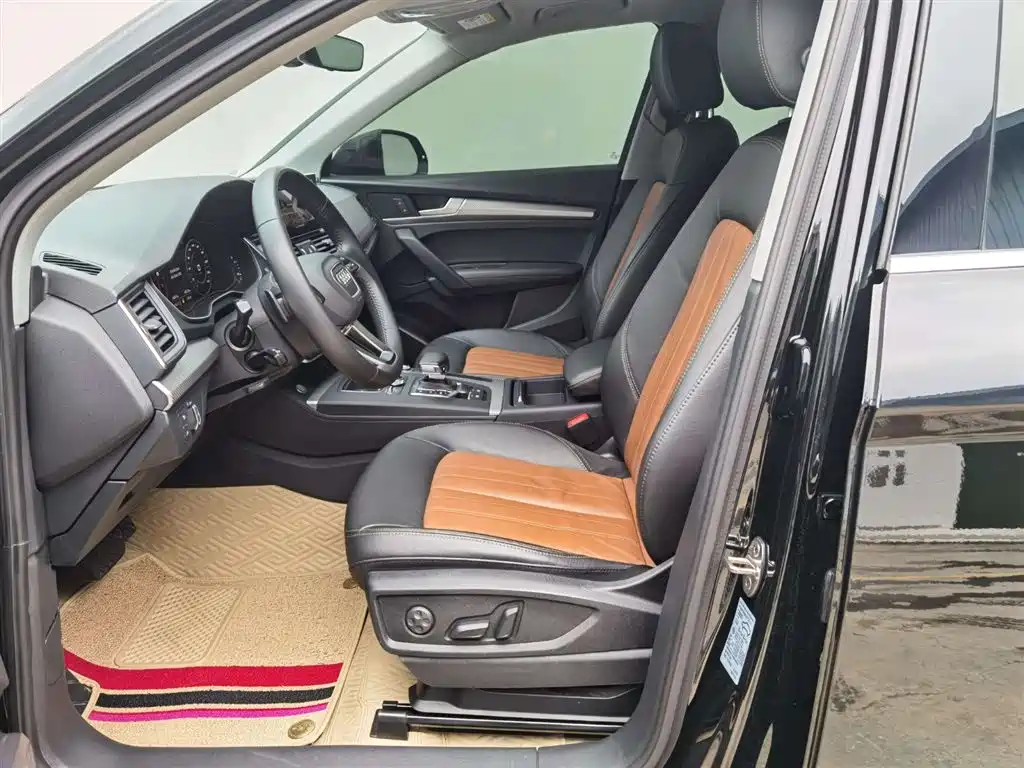 Audi Q5L 2020 45 TFSI Exclusive Fashion фото 13
