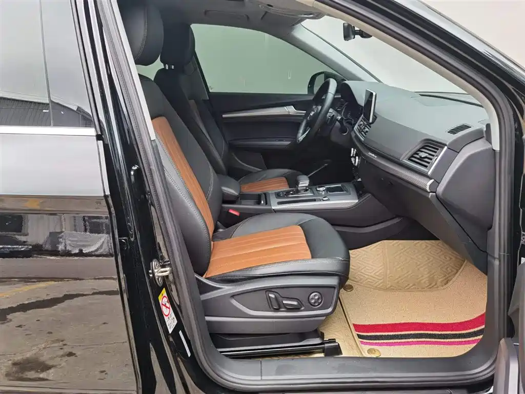 Audi Q5L 2020 45 TFSI Exclusive Fashion фото 22