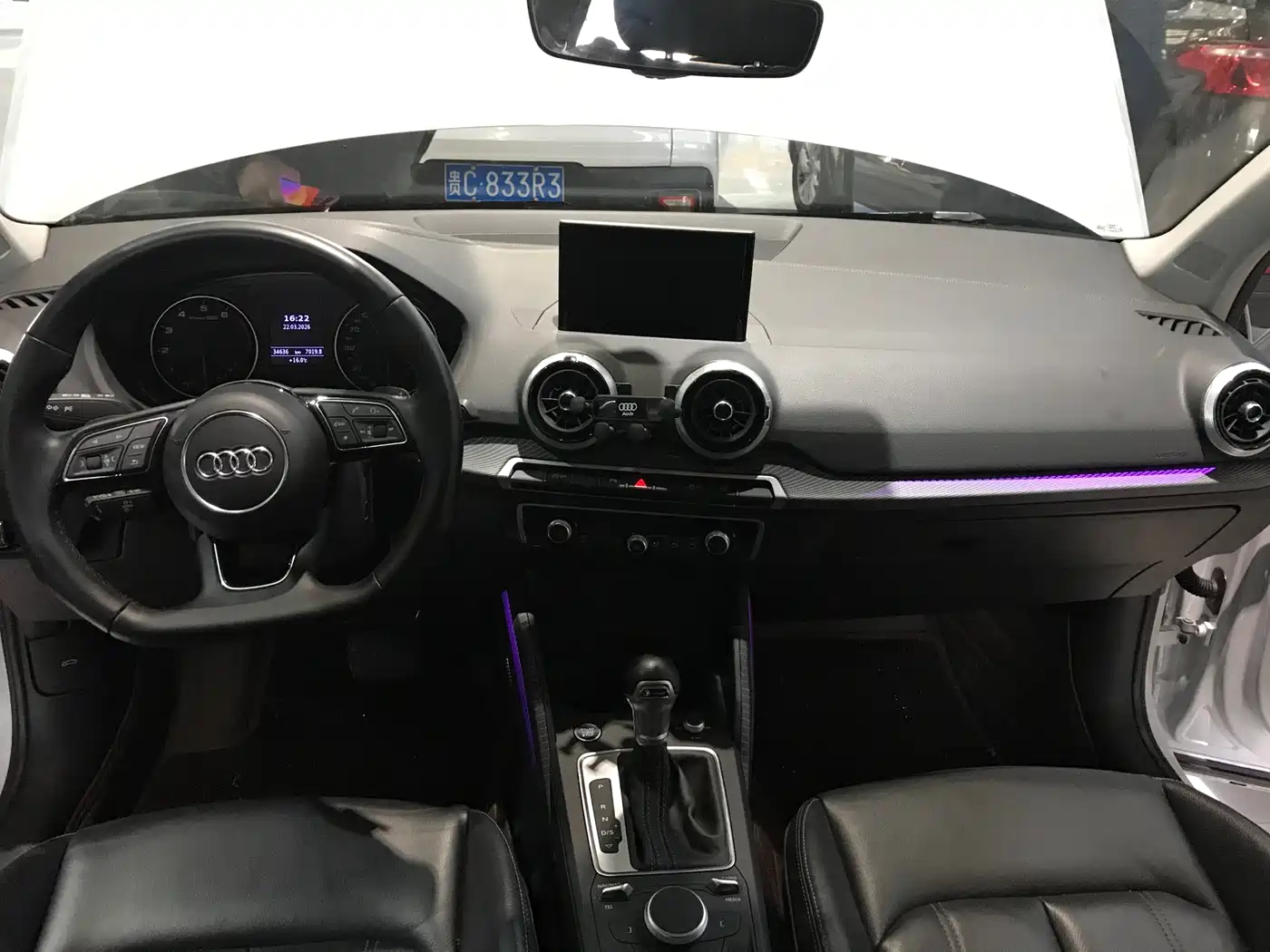 AUDI Q2L