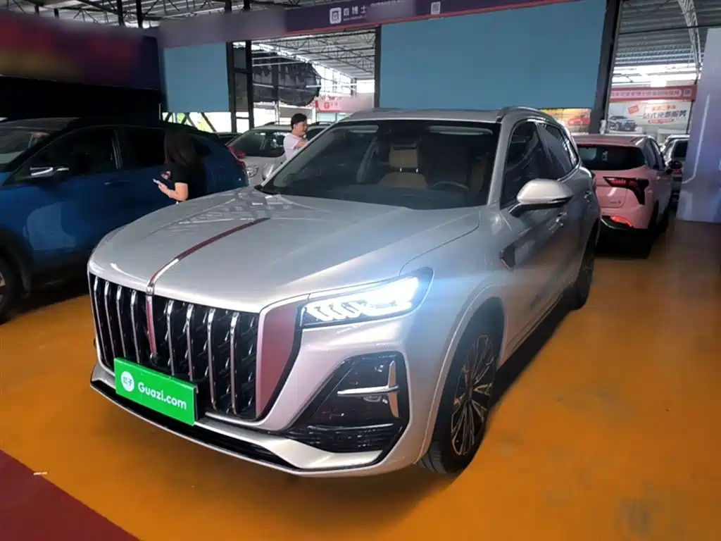 Hongqi HS5 2023 2.0T 4WD Flag Leader Pro