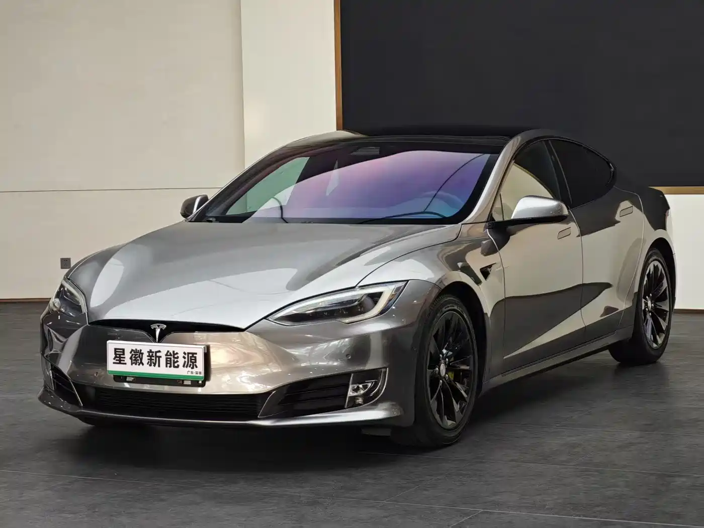 TESLA MODEL S