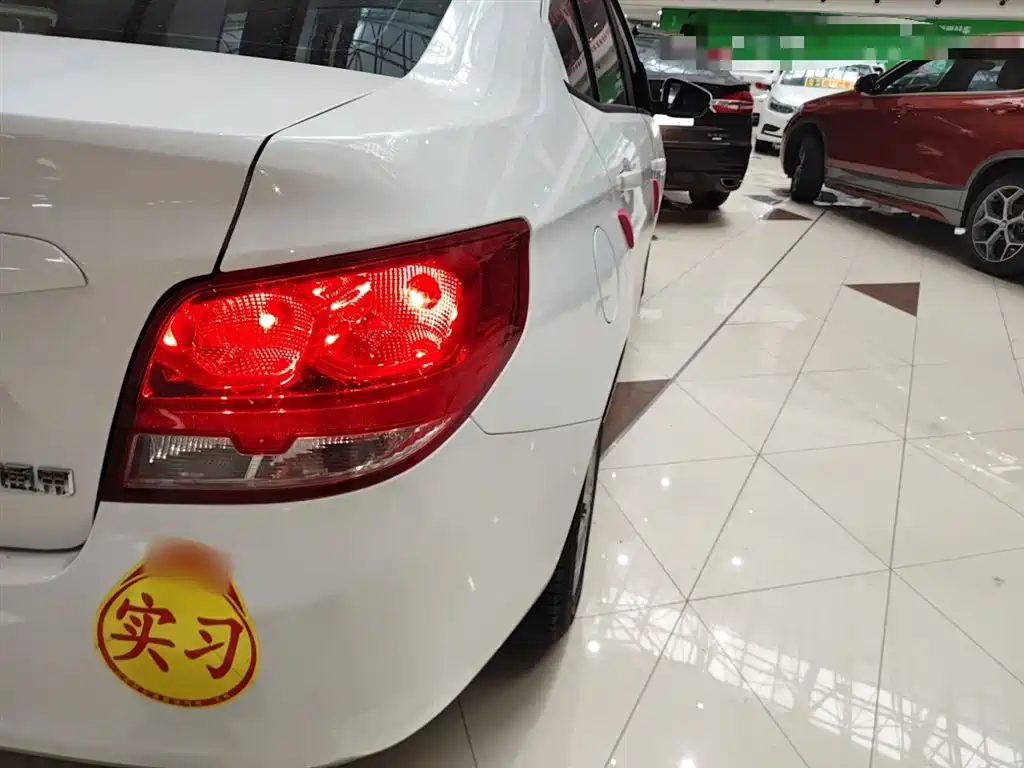Chevrolet Sail 2018 Sail 3 1.5L AMT Happy Sunroof фото 25