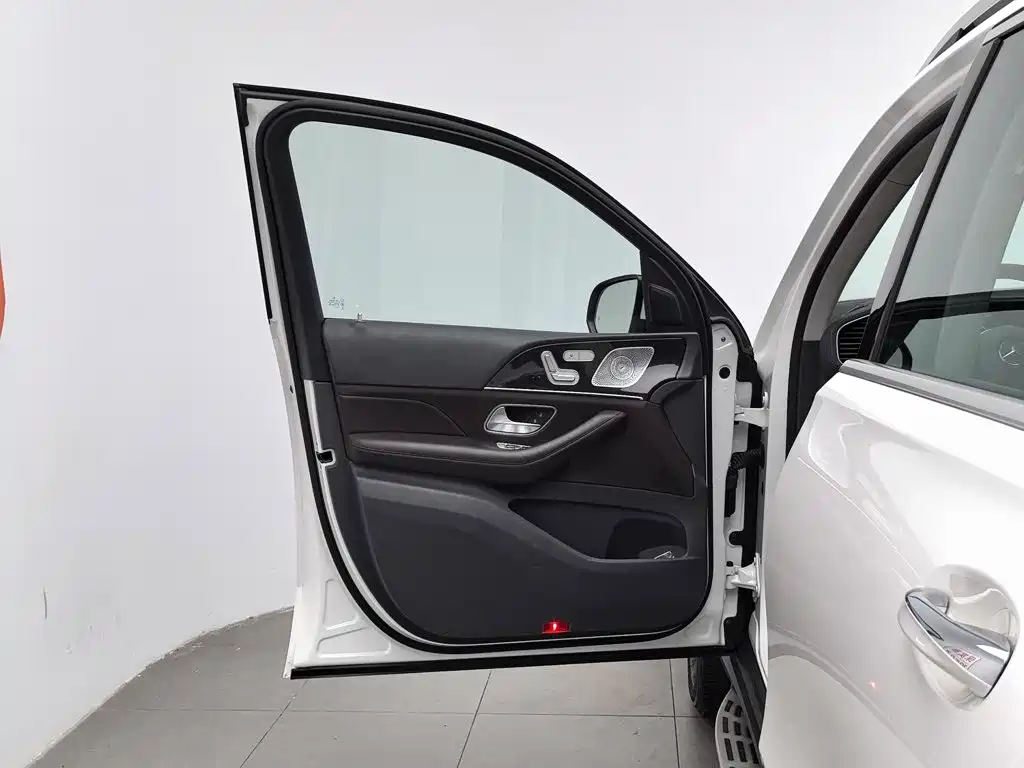 Фото 8 - Mercedes-Benz GLE