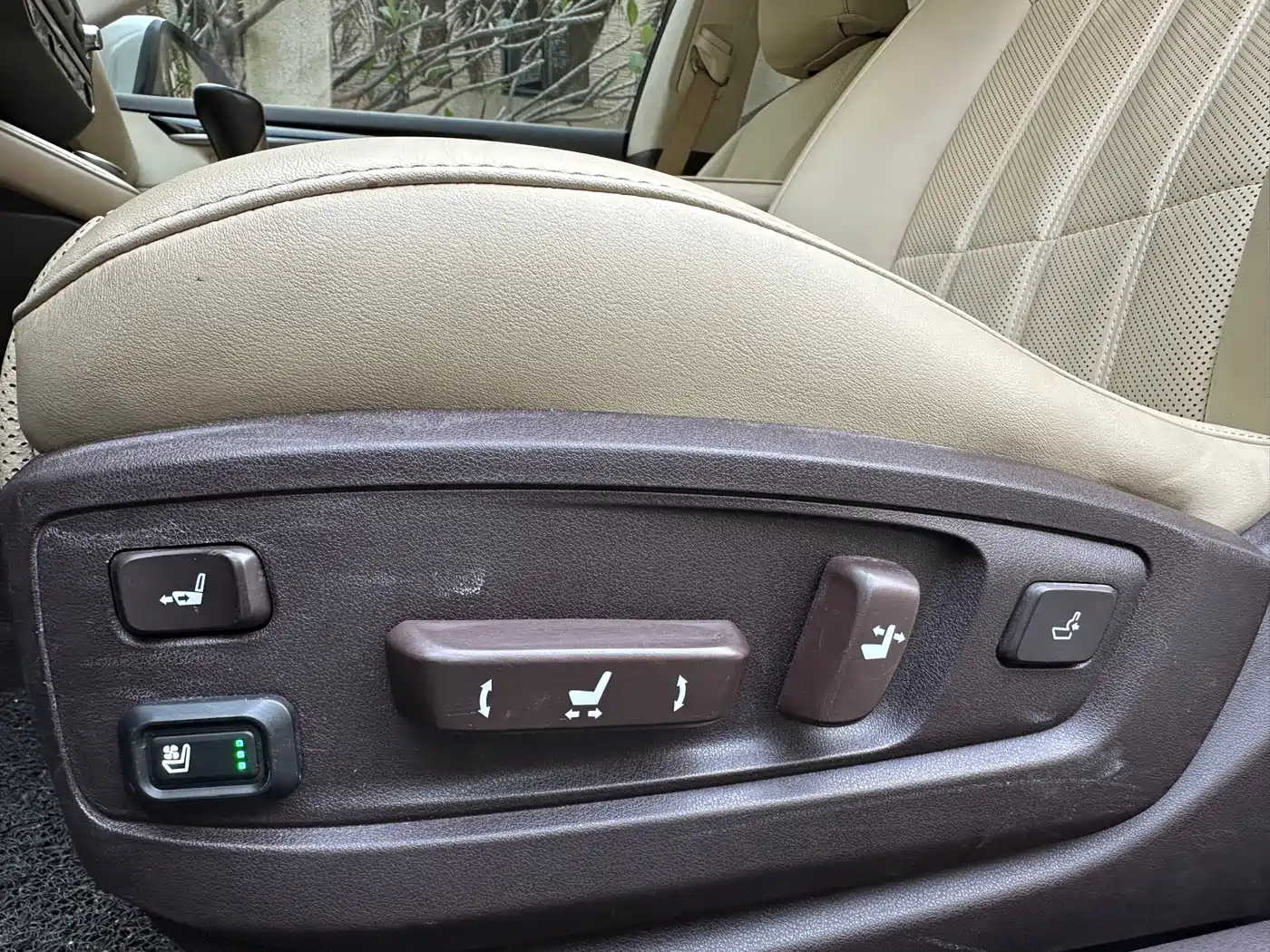 Lexus ES 2015 200 Elite Edition фото 15