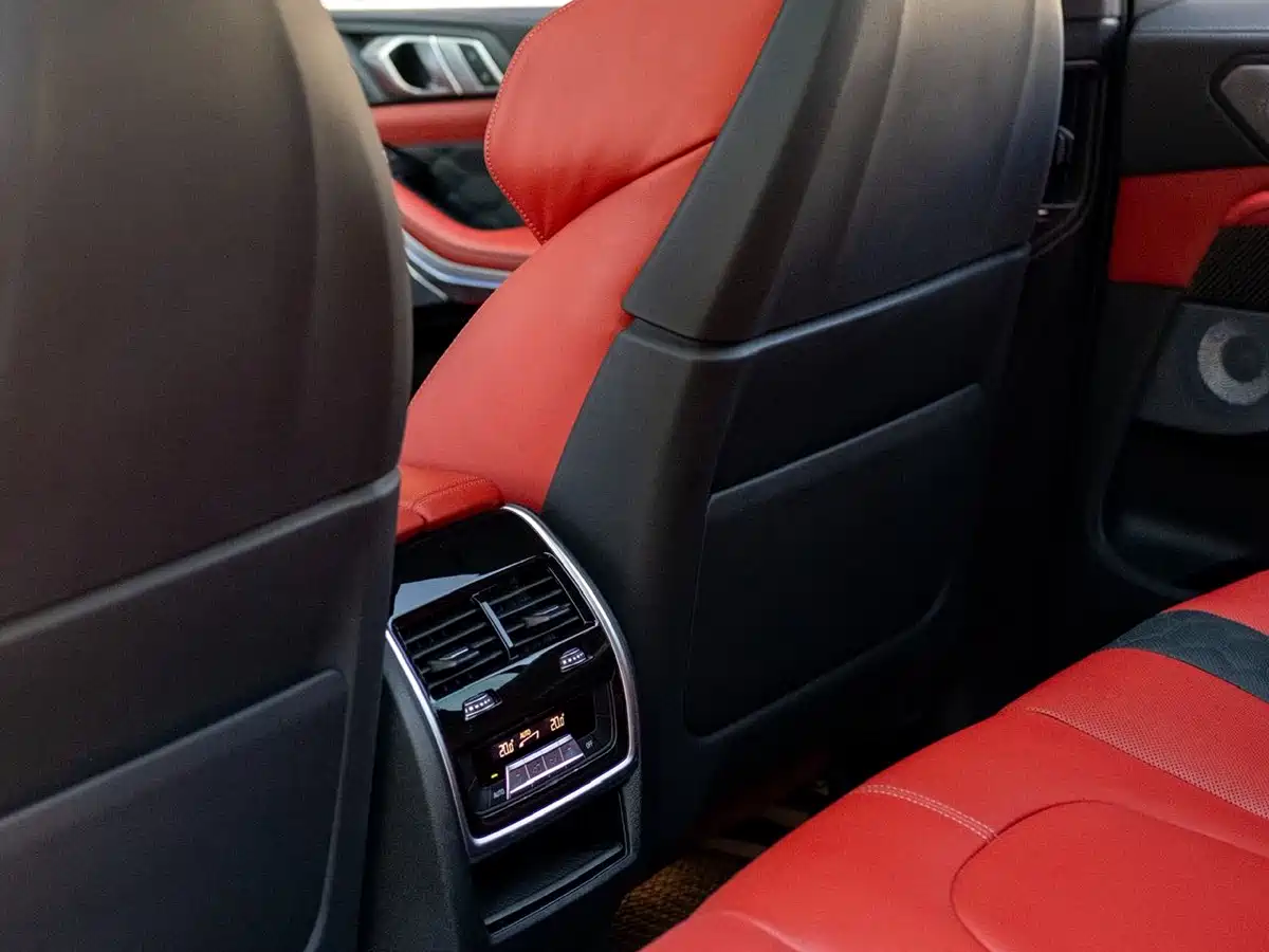 BMW X5 M 2022 X5 M фото 17