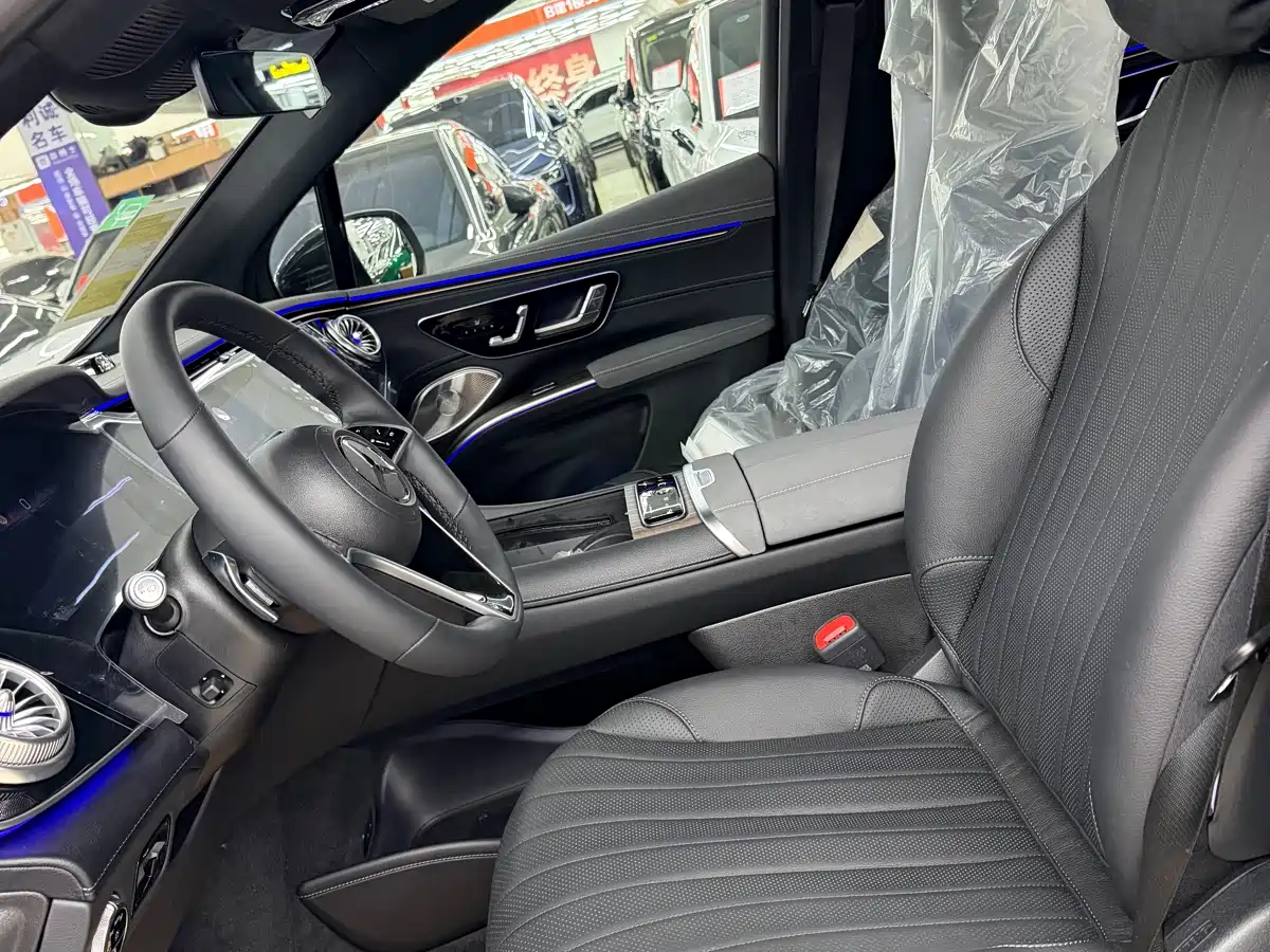 Mercedes-Benz EQS SUV 2025 Model 500 4MATIC фото 5