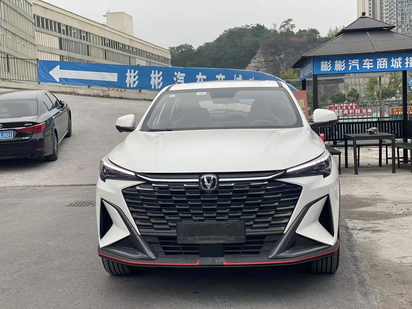 Photo 3 - Changan X5 PLUS