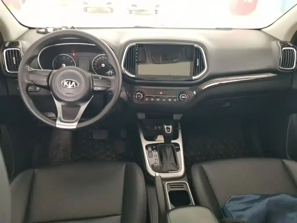 Kia KX3 Smart Run 2015 1.6L Automatic 2WD DLX фото 10
