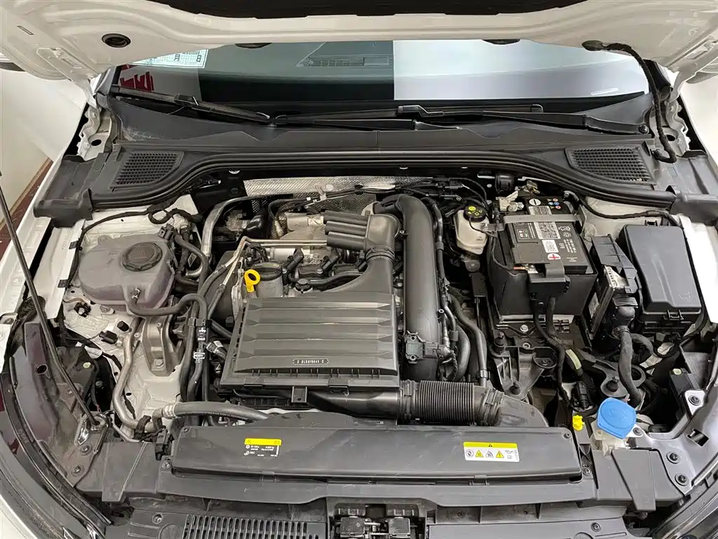 Volkswagen Golf 2023 Facelift 280TSI DSG Pro фото 25