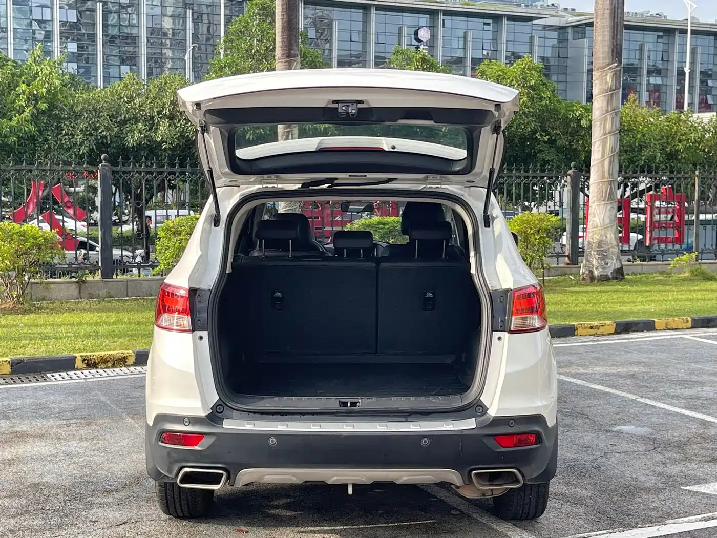 Dongfeng Aeolus Dongfeng Fengshen AX7 2016 2016 2.0L Manual Smart Joy