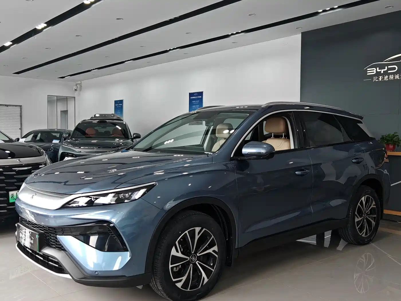 BYD Song Pro New Energy 2025 2nd Gen DM-i 75KM Leading Type