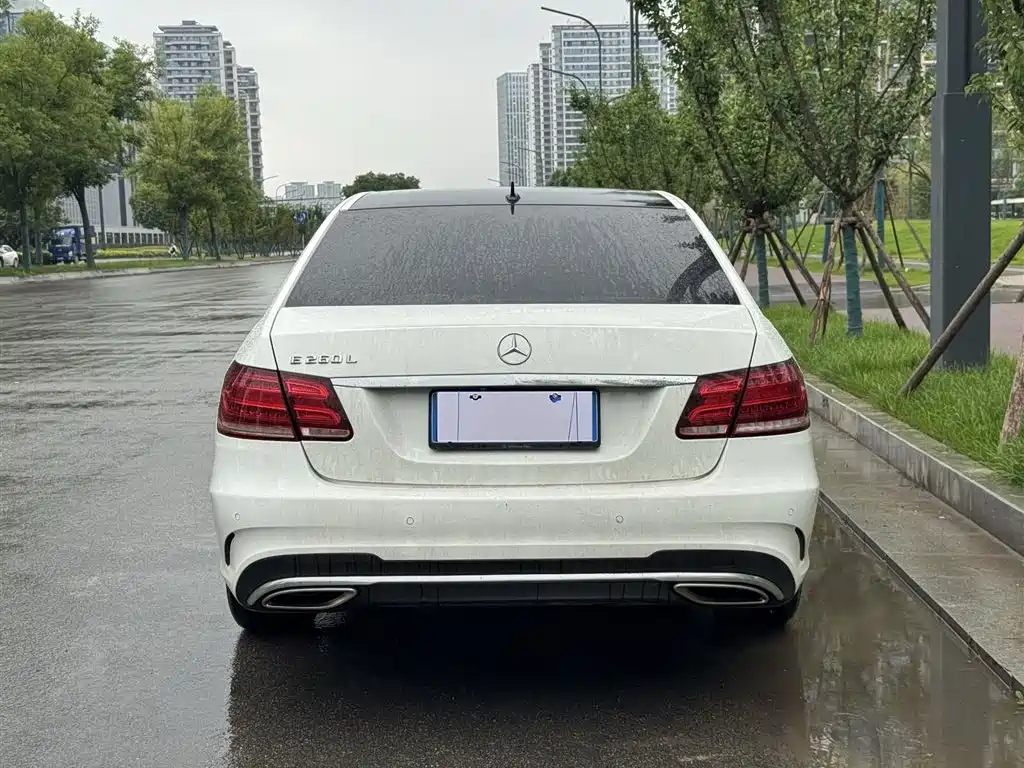 Mercedes-Benz E-Class 2015 E 260 L Sport фото 6