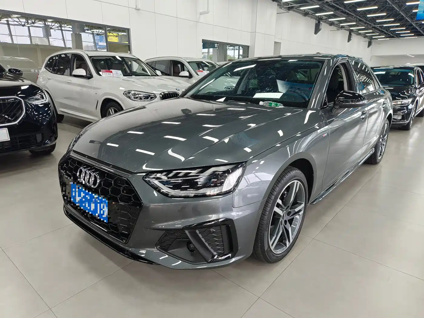 Audi A4L 2022 40 TFSI Luxury Dynamic