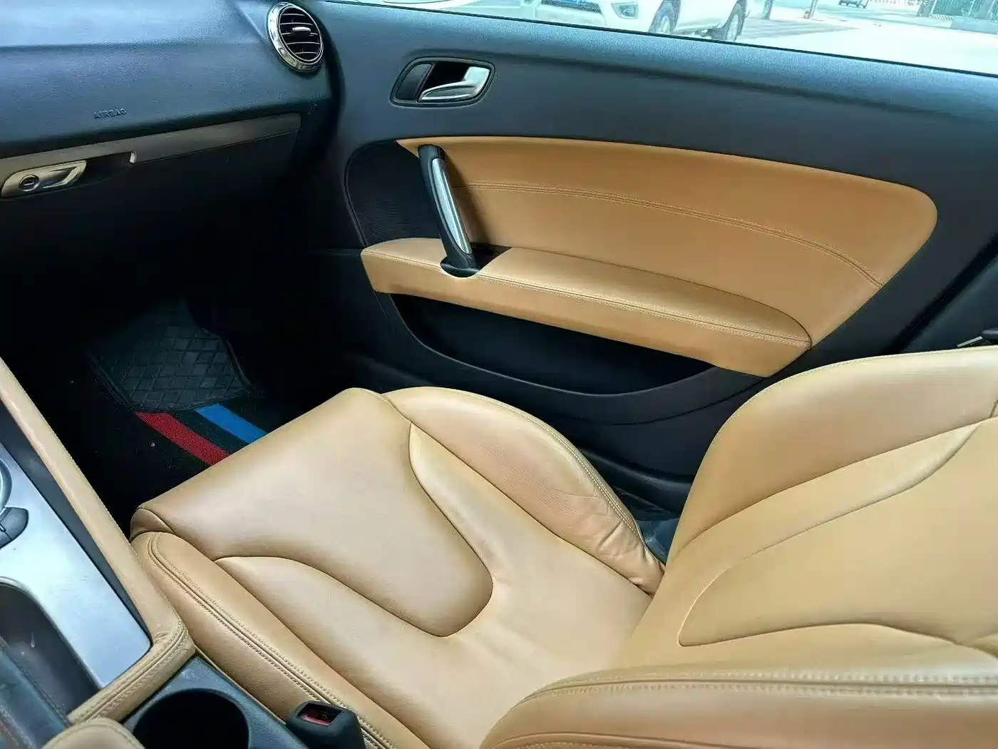 Audi TT 2012 2011 TT Coupe 2.0TFSI