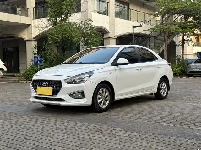 hyundai rena