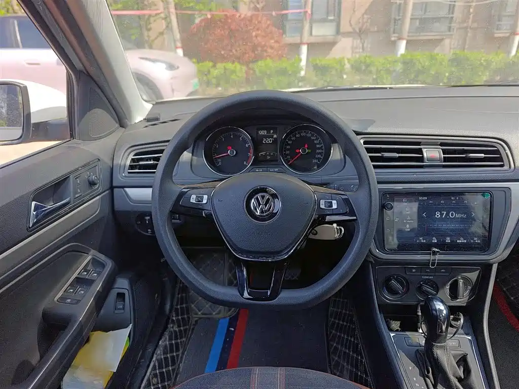 Volkswagen Lavida 2019 Lavida Start 1.5L Auto Comfort (China VI) фото 3