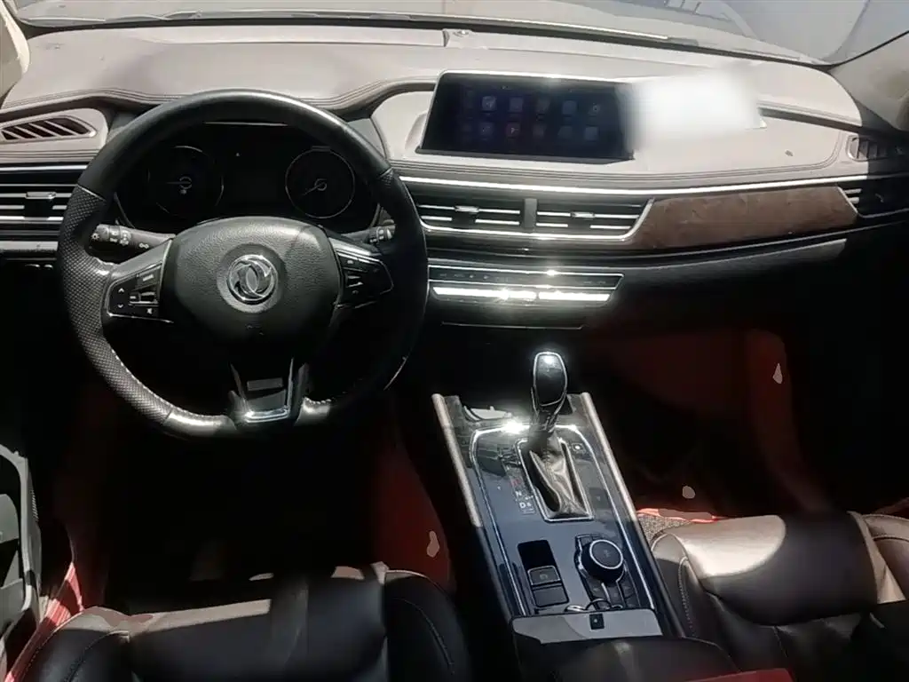 Dongfeng Fengguang Fengguang 580 2019 2018 1.5T CVT Luxury