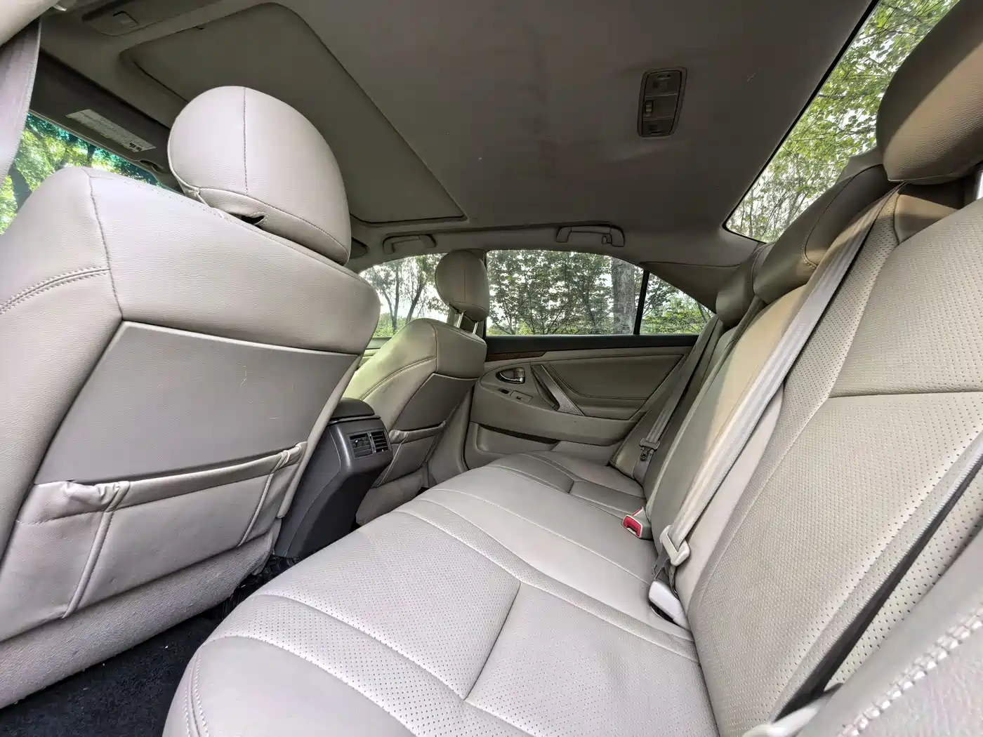 Toyota Camry 2010 200G Luxury Edition фото 8