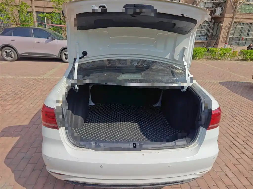 Volkswagen Lavida 2019 Lavida Start 1.5L Auto Comfort (China VI) фото 10
