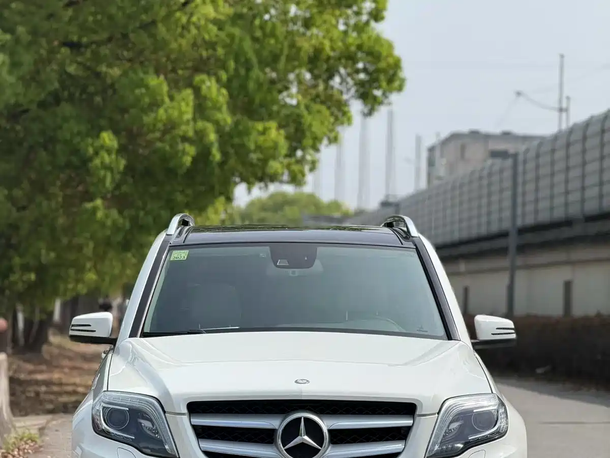 Mercedes-Benz GLK-Class 2015 GLK 300 4MATIC Luxury Ultimate Edition