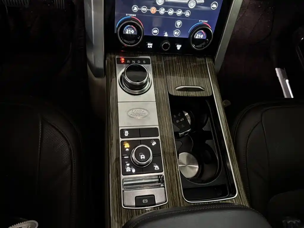 Land Rover Range Rover 2019 3.0 SC V6 Heritage Extended Edition фото 13