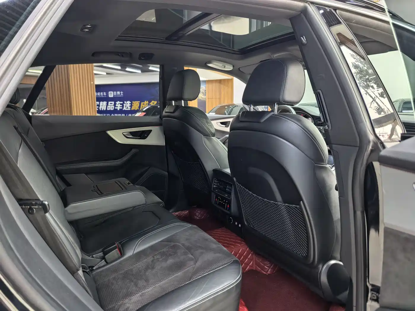 Audi Q8 2019 Model 55 TFSI Premium Dynamic фото 16