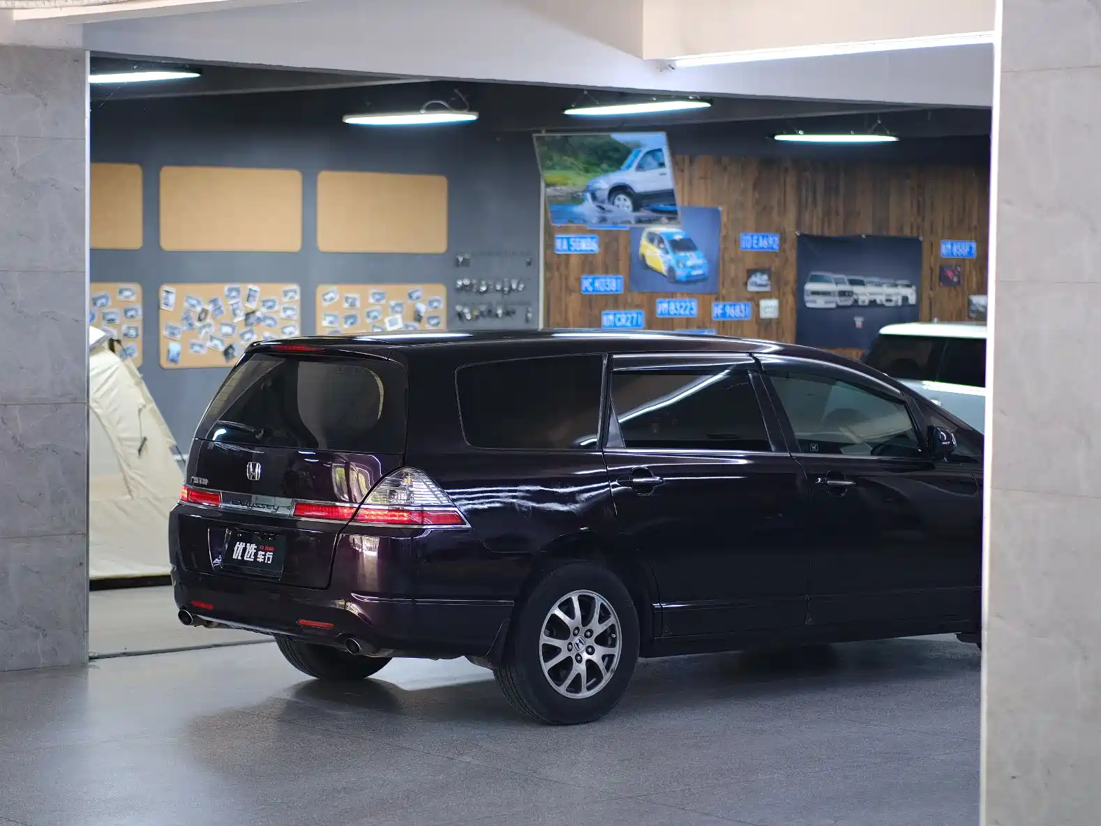 Фото 6 - Honda Odyssey