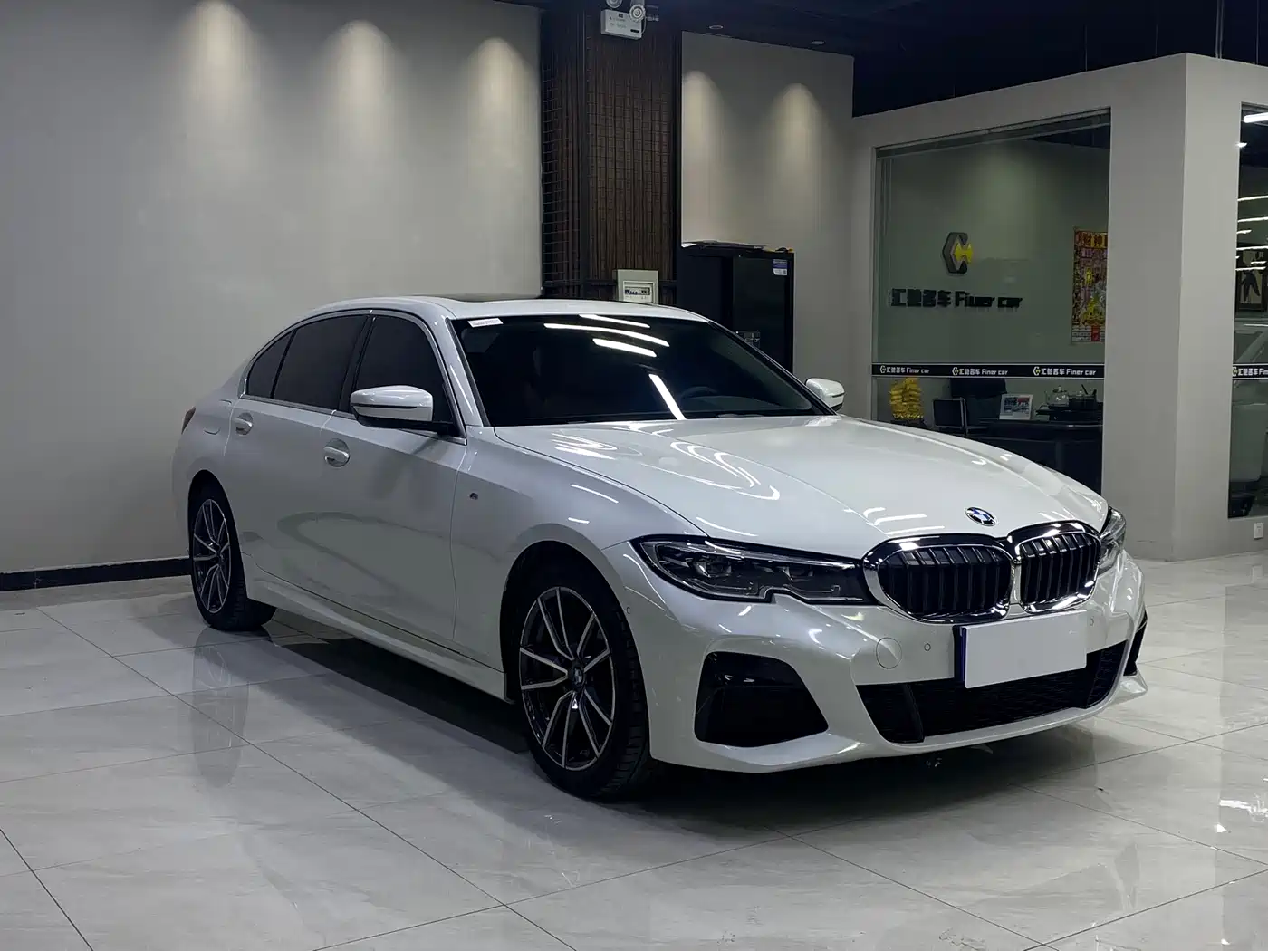 BMW 3 Series 2020 320Li M Sport Package фото 3
