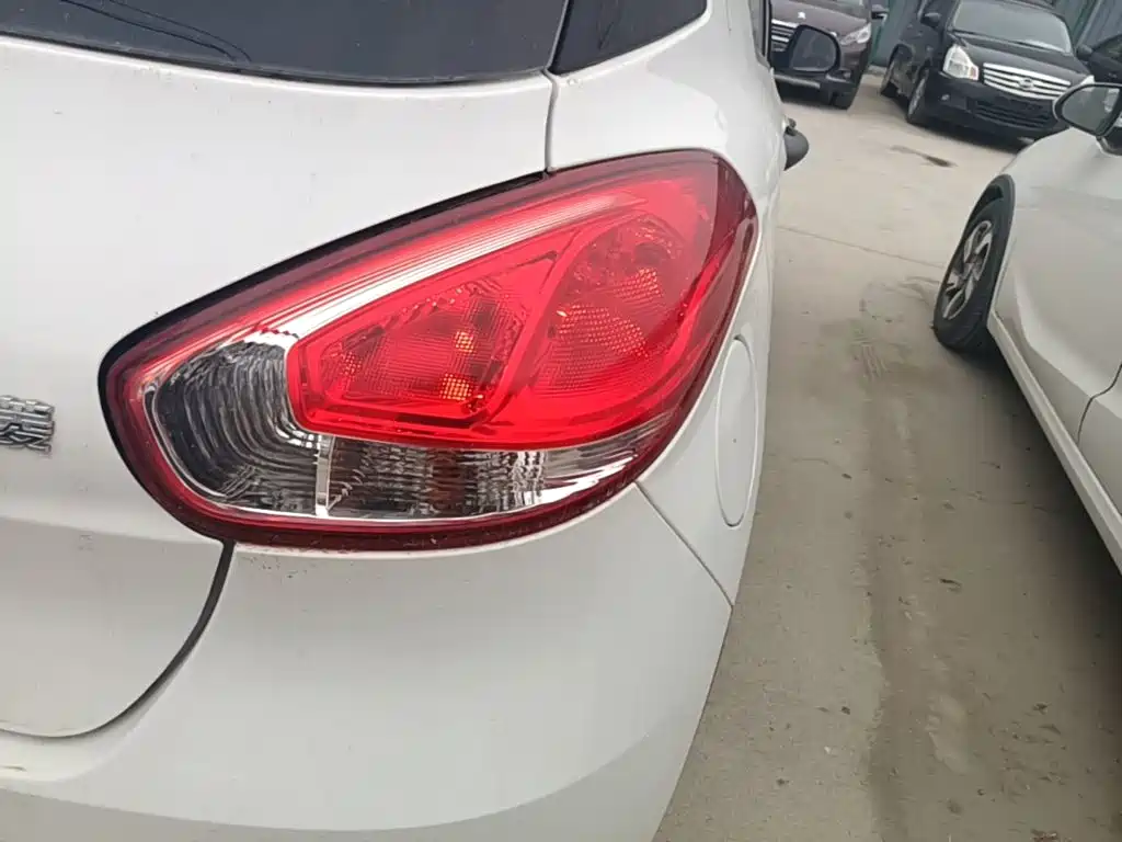Baojun 310 2017 2016 1.2L Manual Value Edition