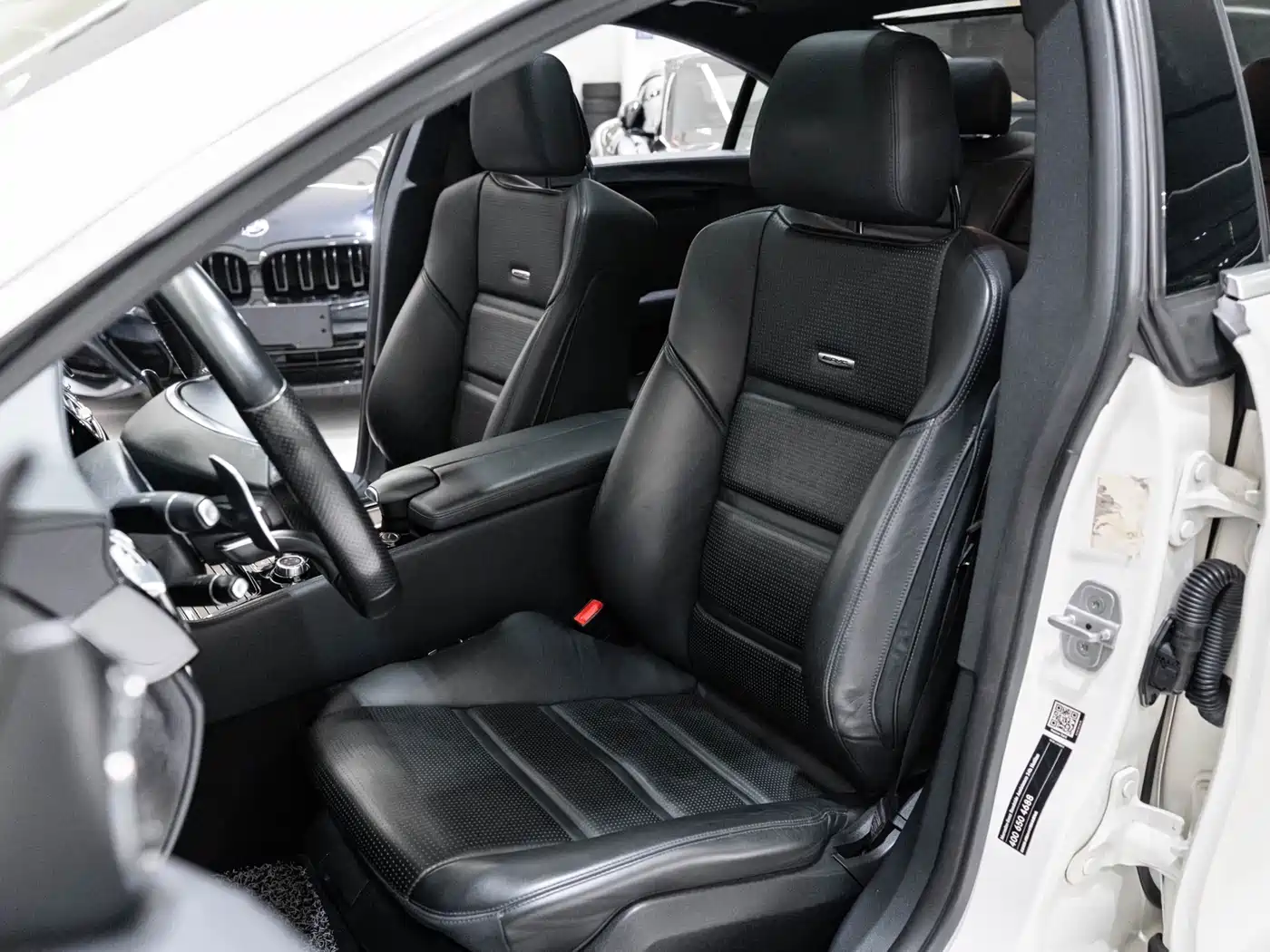 Mercedes-Benz CLS AMG 2015 AMG CLS 63 4MATIC фото 11