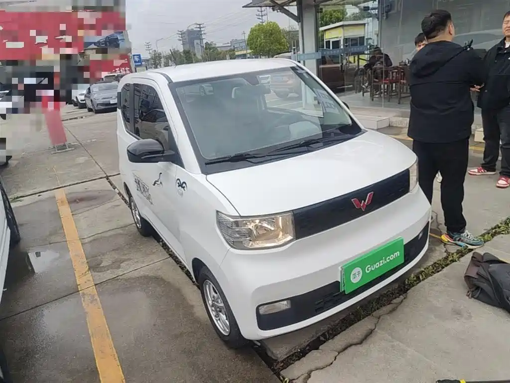 WULING AUTOMOBILE HONGGUANG MINIEV