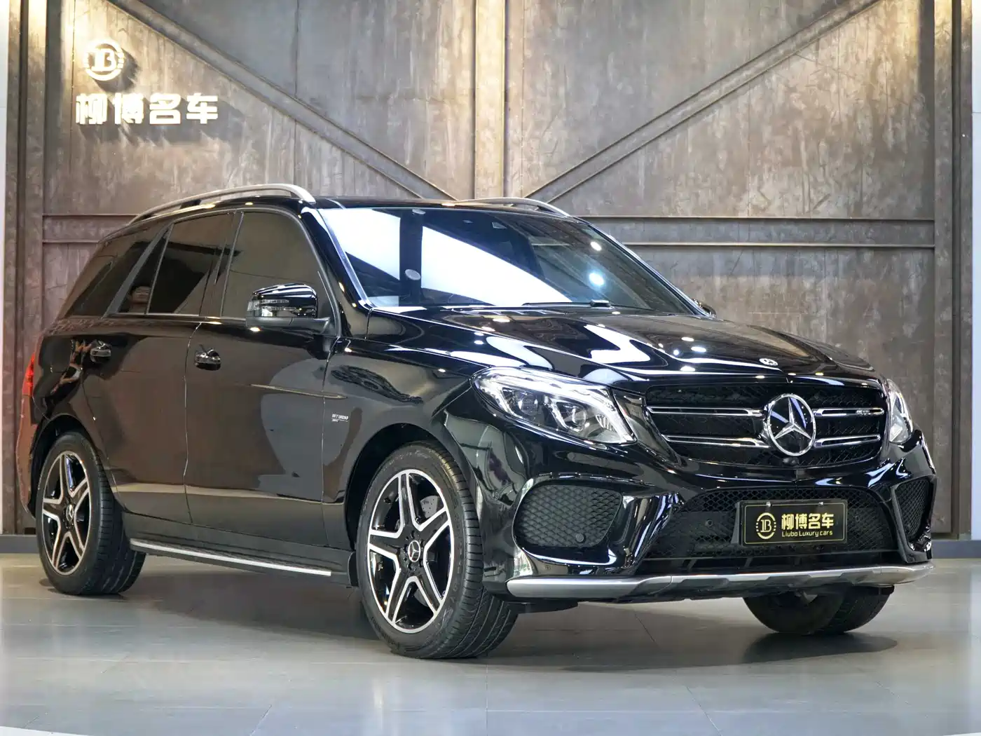 Mercedes-Benz GLE AMG 2017 AMG GLE 43 4MATIC фото 3