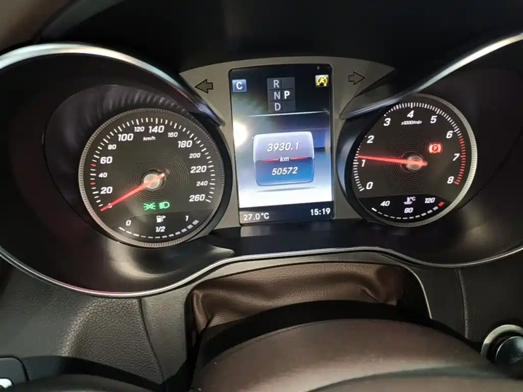 Mercedes-Benz GLC 2017 GLC 260 4MATIC Luxury фото 12