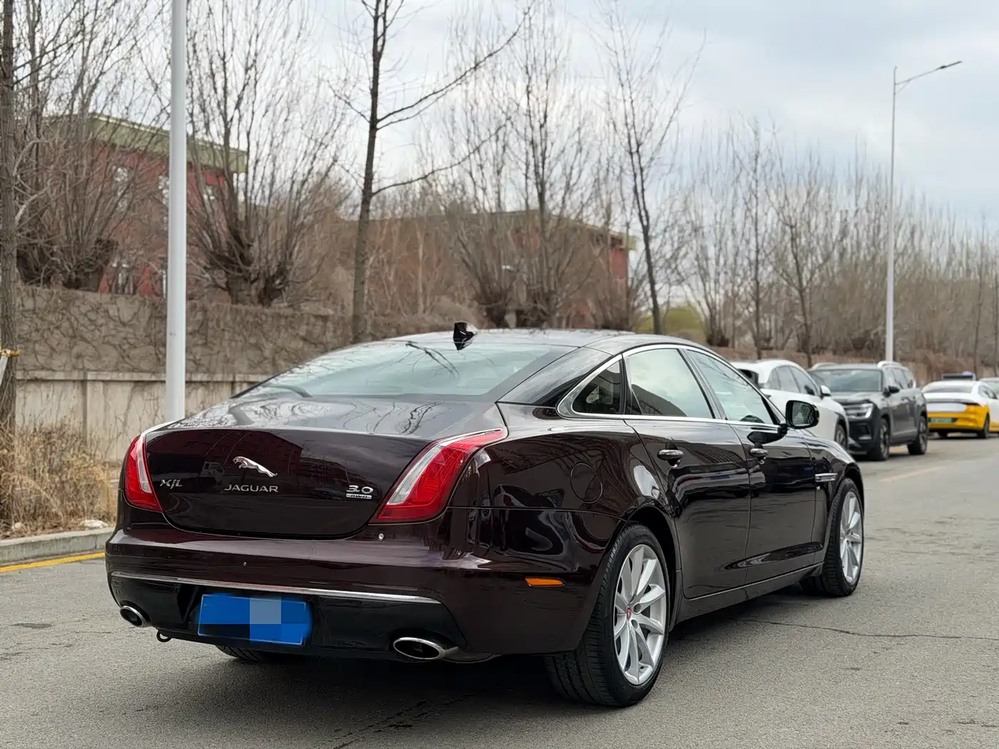 JAGUAR XJ