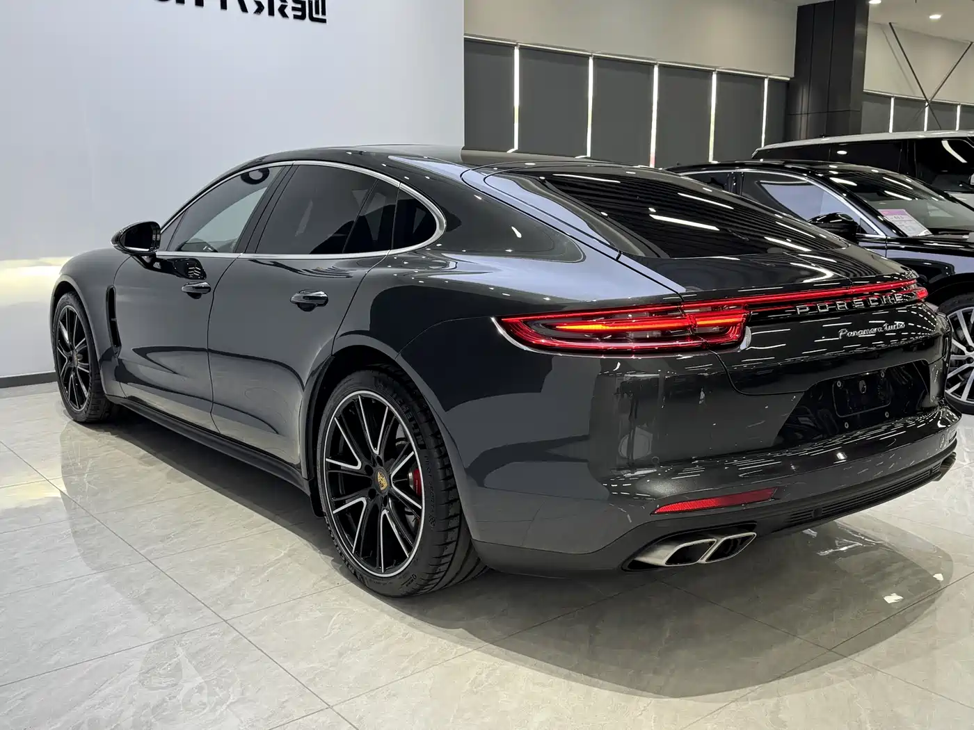Porsche Panamera 2017 Panamera Turbo 4.0T фото 7