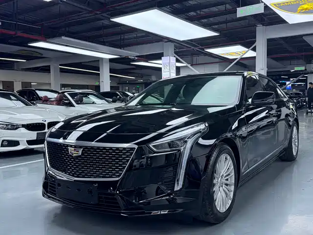 CADILLAC CT6