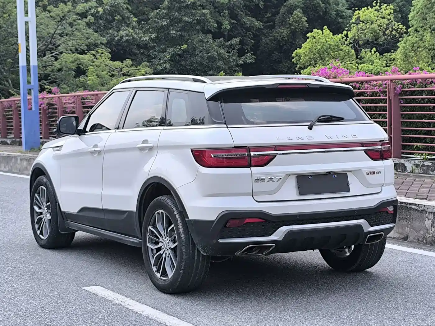 Landwind X7 2018 2018 Jinyue 1.5T Panorama Ultimate