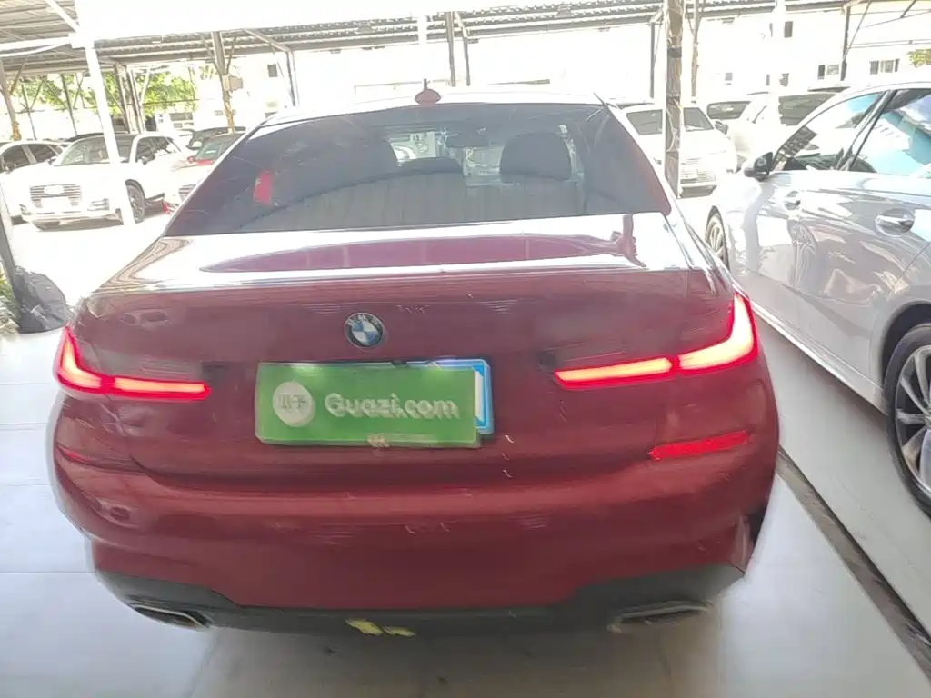 Photo 6 - BMW 3 Series