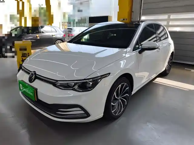 Volkswagen Golf 2021