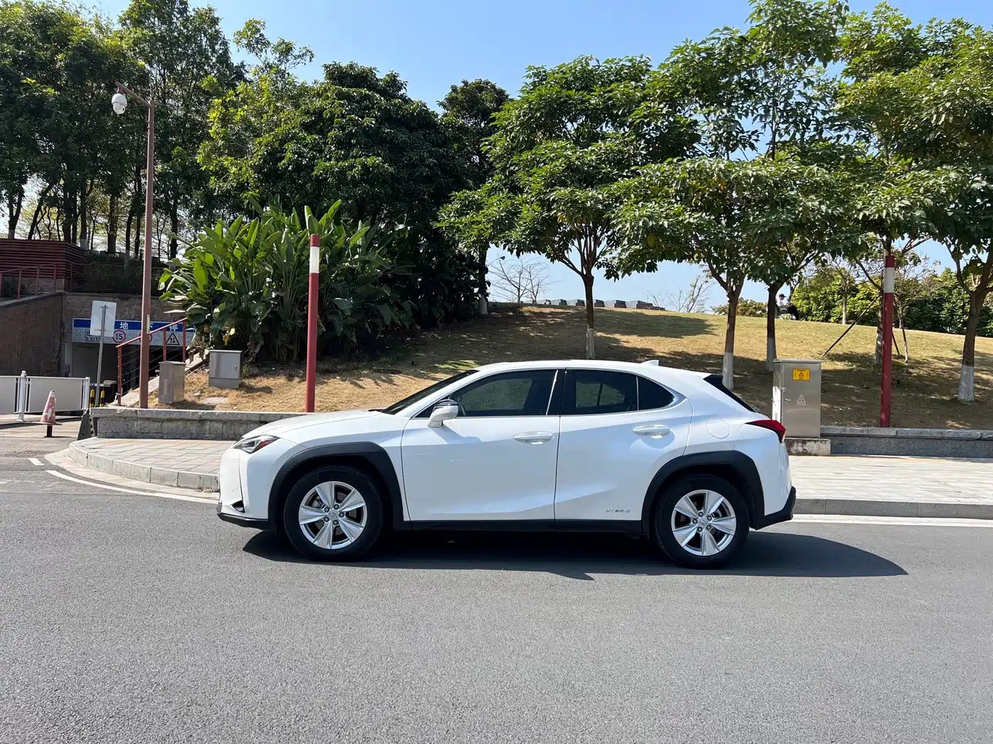 Lexus UX 2020 260h Explore Fun Edition China V фото 5