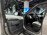 Photo 4 - Land Rover Discovery