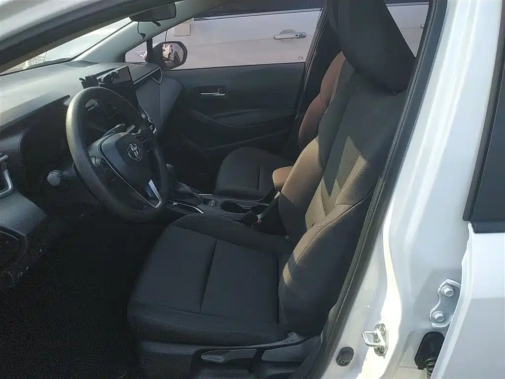 Toyota Levin 2023 Smart Hybrid 1.8L Leading Edition фото 8
