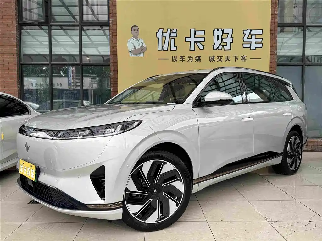 Dongfeng Yipai eπ008 2024 210Max Range Extender 6-Seater