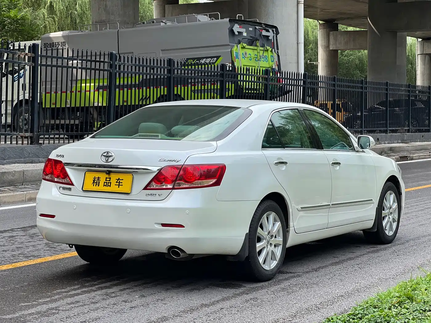 Toyota Camry 2008 2007 240V Premium Edition