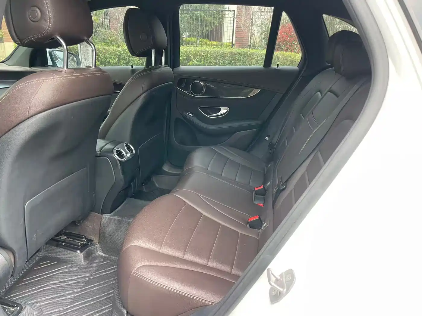 Mercedes-Benz GLC 2016 GLC 260 4MATIC Luxury фото 5
