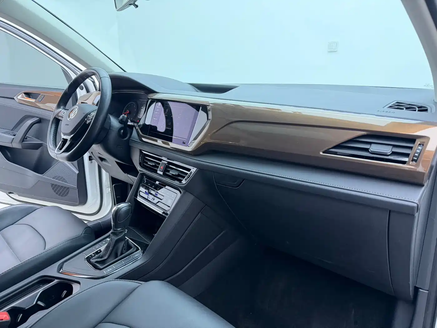 Volkswagen Tharu 2021 Model 280TSI 2WD Comfort Edition фото 15