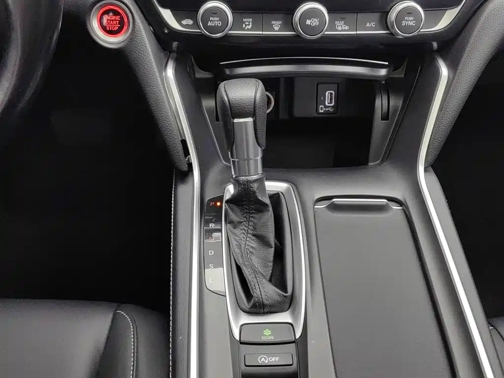 Photo 13 - Honda Inspire