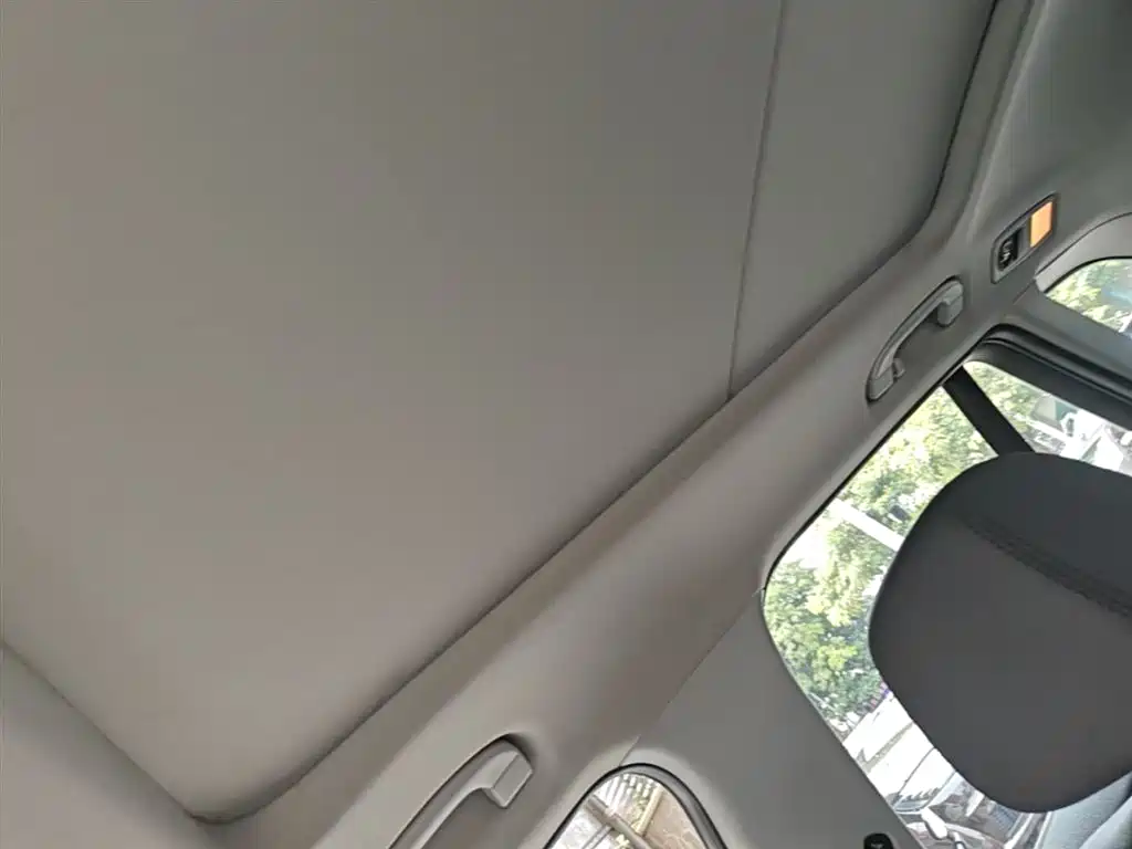 BMW X1 2014 sDrive18i Leading Edition фото 18