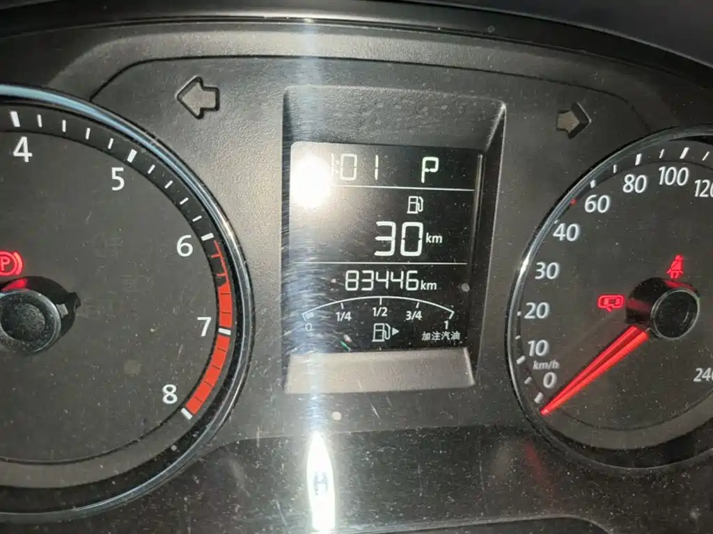 Volkswagen Polo 2016 1.6L Automatic Comfort фото 19