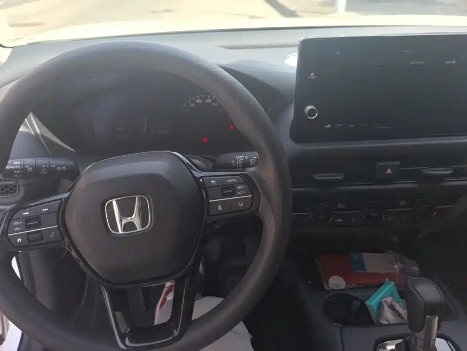 Фото 12 - Honda HR-V